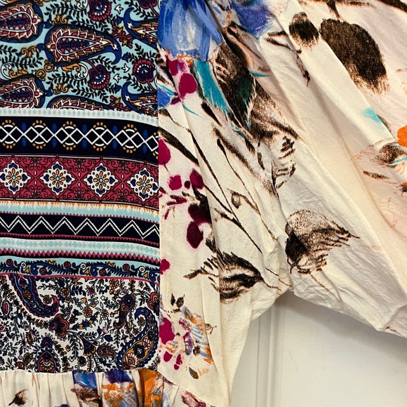 Umgee Multicolor Geometric Pattern Top - Picture 8 of 8